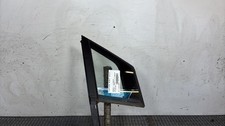 Custode avant droit (porte)