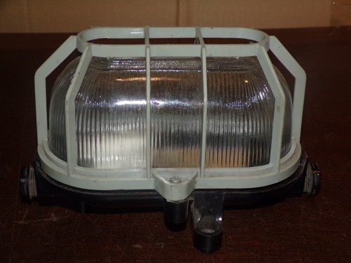 Ancienne lampe bunker - de,