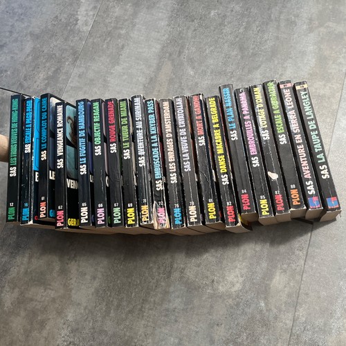 Lot livres sas - de, 20