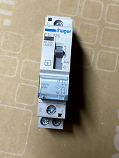HAGER Contacteur de puissance Jour/Nuit 25A 2O monophasé - ETC226