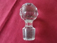 GROS BOUCHON DE CARAFE EN CRISTAL, A FACETTES (1)