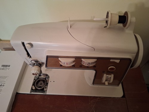 Machine coudre singer 700 - ,