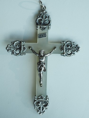 Croix pendentif ancien nacre - pendentif,