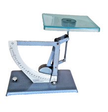 Balance pèse-lettre vintage de la marque POSSO