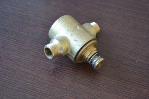 Delabie 749142 robinet - delabie, douche