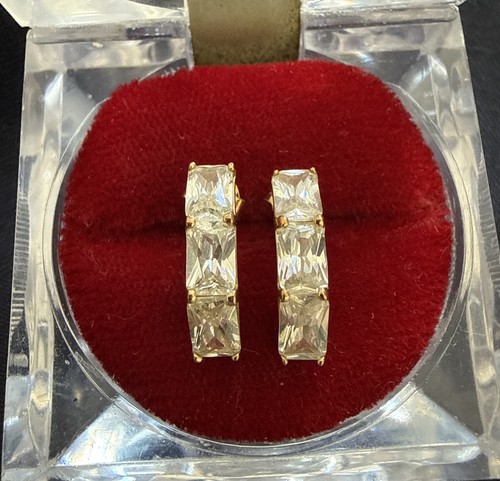 Boucles oreilles demi - boucles,