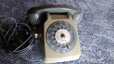  Ancien  Téléphone à Cadran