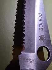 Spyderco Police Serrated