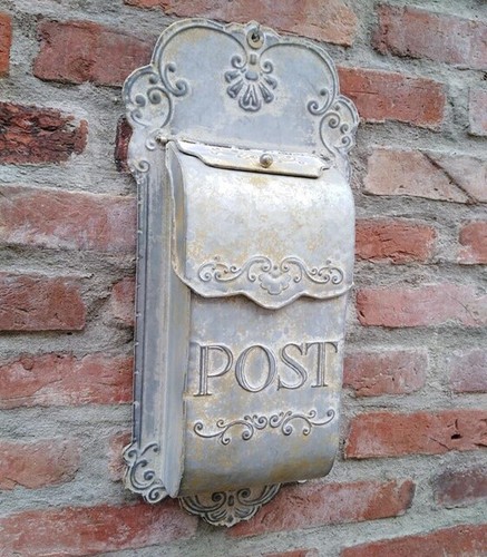 Boite postale beige aux - boite,