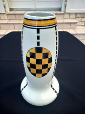 VASE ART DECO CERAMIQUE A DECOR GEOMETRIQUE LIGNES DAMIERS JAUNE ET NOIR-BOCH ?