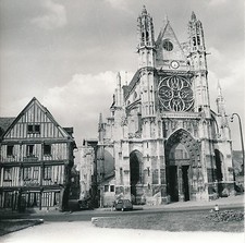 VERNON c. 1950 - Autos Café "Au Temps Jadis" La Collégiale Eure - DIV 9562
