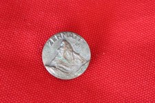 Insigne métal avec broche