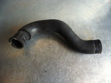 Charge tuyau d'air Suzuki Swift 428460180 1.3DDIS 55kW Z13DTJ D13A 81687