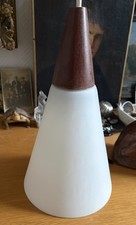 lustre, suspension en teck et