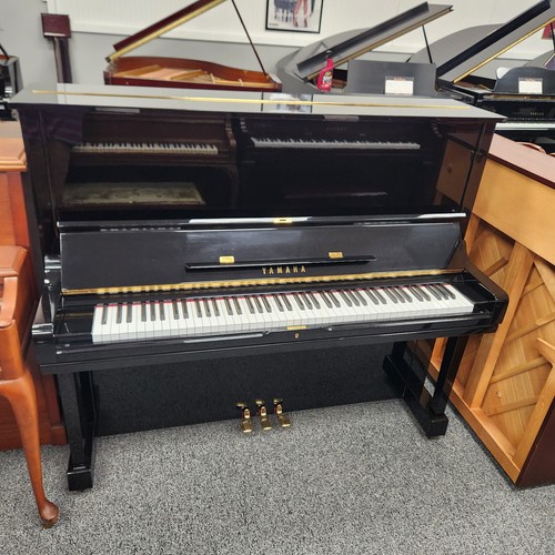 1974 yamaha polished ebony - u3,