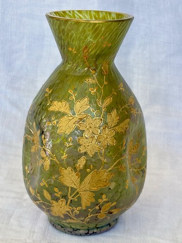 Beau vase rehausse - vase, loetz