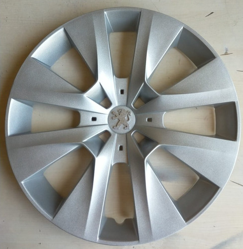 Lot enjoliveurs peugeot - de,
