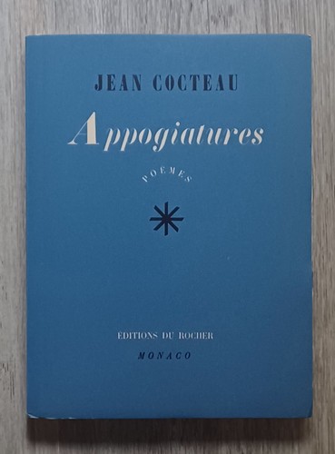 Cocteau appogiatures - appogiatures,