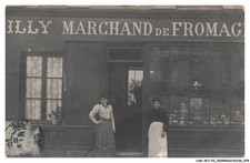 CAR-AFJP2-0095-02 - CHATEAU THIERRY - Marchand de fromages - Carte photo