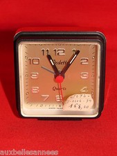 OLD VINTAGE BLACK AND GOLD STAR ALARM CLOCK / CLOCK PENDULUM OLD CLOCK