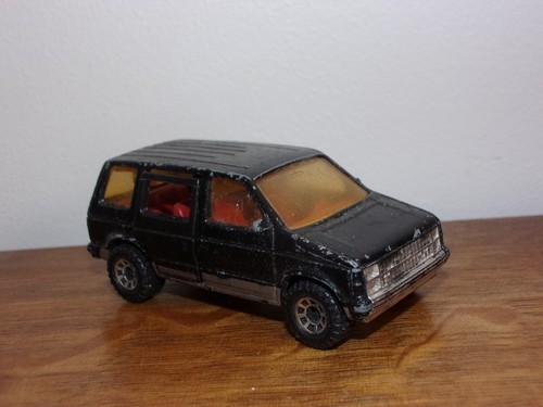 Dodge caravan 1984 - dodge, 1:60