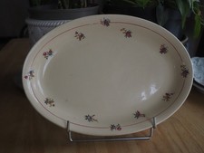 Plat ovale creux Moulin Des Loups Orchies Modèle BEARN.Long  32 cm. Larg 22,5 cm