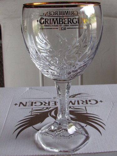 Lot verres à - à, bière