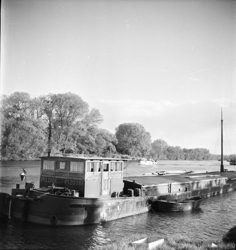 Herblay 1957 péniche sur - 1957,