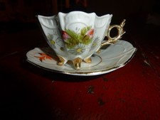 TRES PETITE TASSE ANCIENNE
