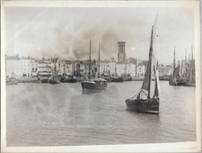 France, La Rochelle, La Chasse d&#039;Eau du Port vintage silver print Print Print 