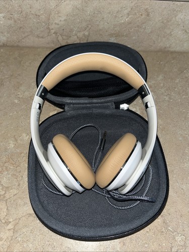 Samsung level beige and - samsung,