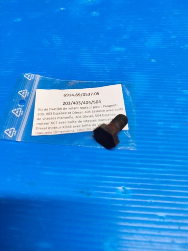 Engine flywheel fastening - engine,
