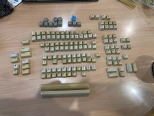 1x Commodore 128 C128 -