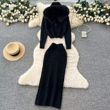 Ensemble De Pull Et Jupe