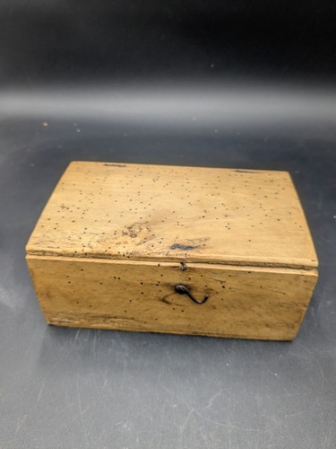 Ancienne boîte bois - ancienne, art