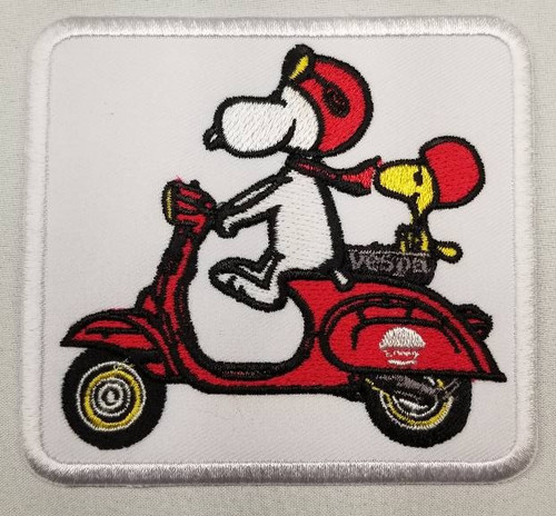 Snoopy woodstock vespa scooter - snoopy,