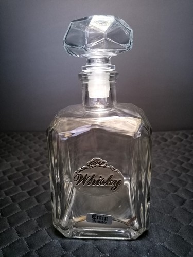 Carafe avec écusson étain - écusson,