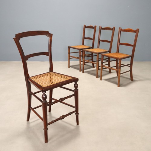 Chaises anciennes acajou - chaises,