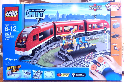 Lego 7938 passenger - lego,