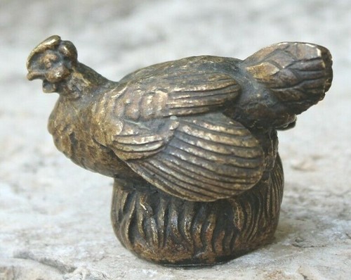 Ancienne petite poule - ancienne, en