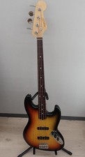 Guitare basse électrique
