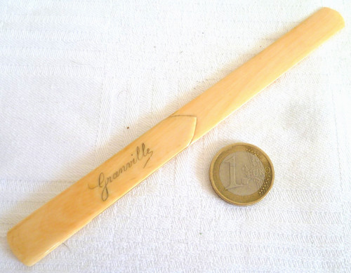 Ancien petit coupe papier - petit,