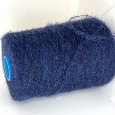 FIL MOELLEUX sur cône bleu