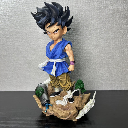 Figurine son goku - son, tenue