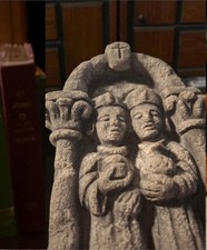  granit. Entre 2 colonnes de