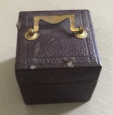 Ancien encrier de voyage