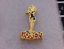 ED87 pin's Passion pin'up robe