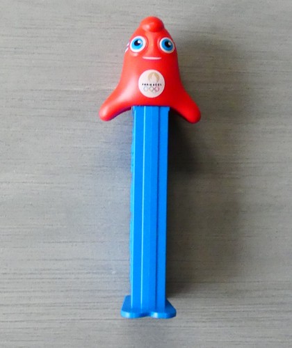 Distributeur pez paris - paris, 2024