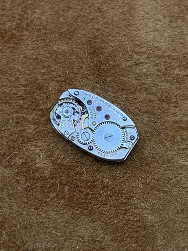 Mouvement montre omega - mouvement,