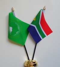 Ensemble de drapeaux de table